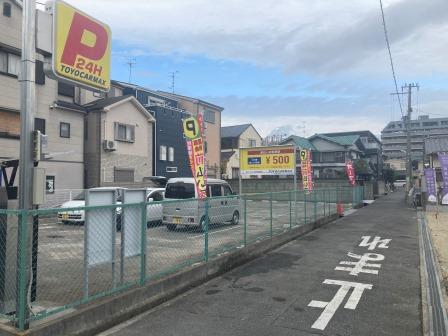 茨木片桐町駐車場