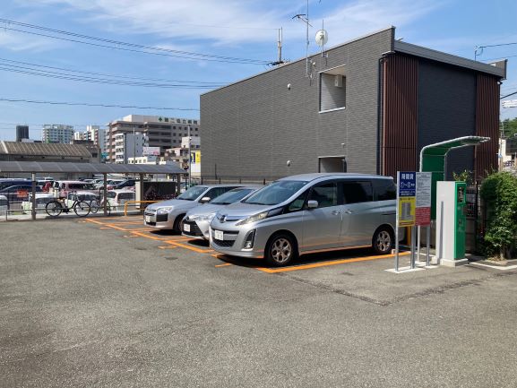 川西日高町駐車場
