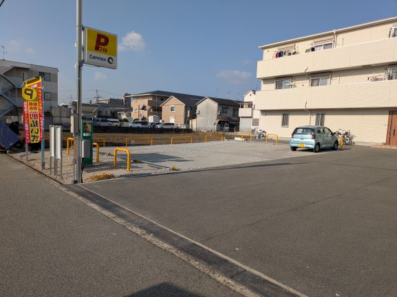 伊丹中野北3丁目駐車