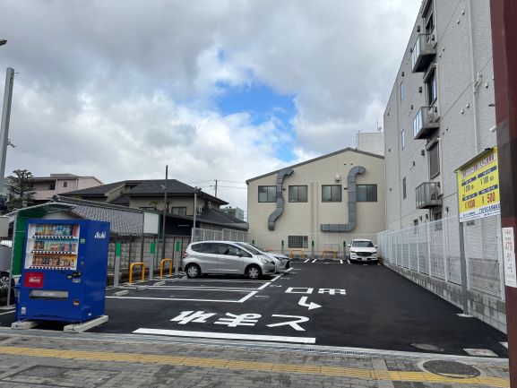 吹田豊津町駐車場