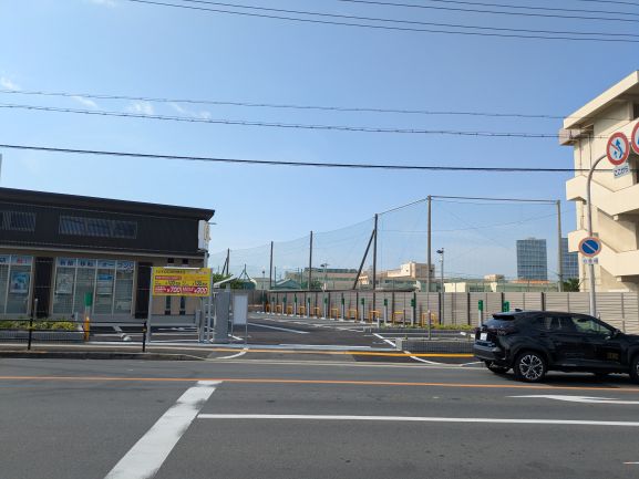 大阪ｼﾃｨ信用金庫八尾北駐車場