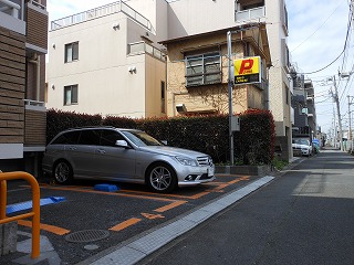 尾山台3丁目駐車場