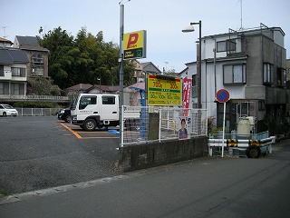 西生田4丁目駐車場