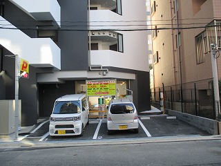 市谷仲之町駐車場