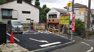 横浜老松町駐車場