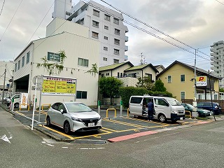 清水万世町駐車場