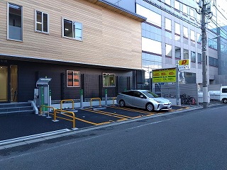 新川第4駐車場