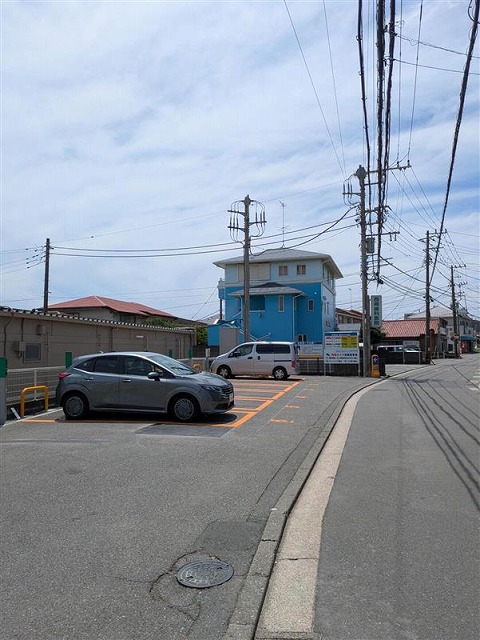 ﾐﾆｽﾄｯﾌﾟ三浦海岸店駐車場