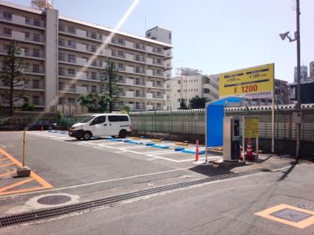 茨木西駅前駐車場