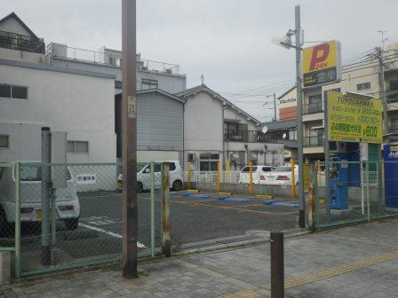 新在家町西駐車場