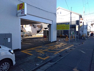 朝霞駐車場